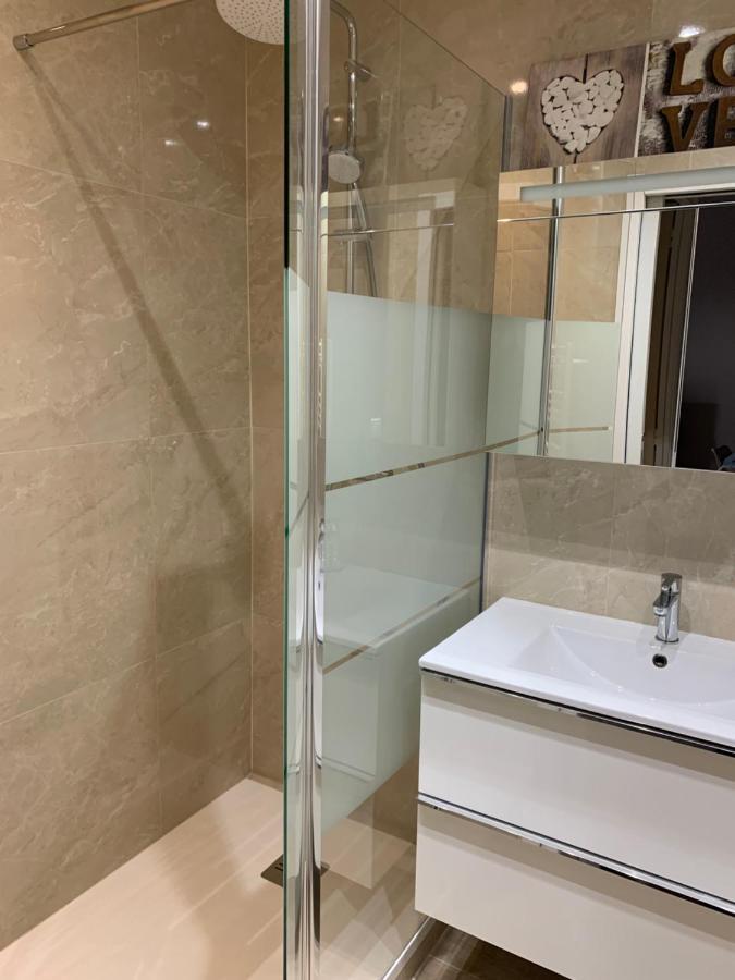 2 Pieces Cannes Centre 外观 照片